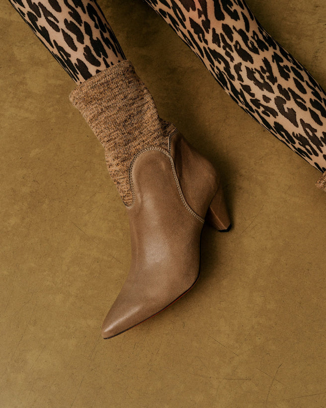 Camille Women Boots Beige