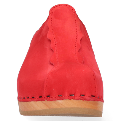Wannabe Wood Women Clogs Red