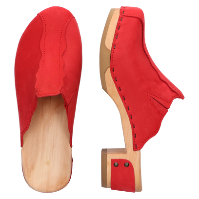 Wannabe Wood Women Clogs Red