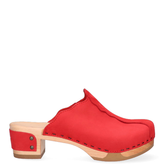 Wannabe Wood Women Clogs Red